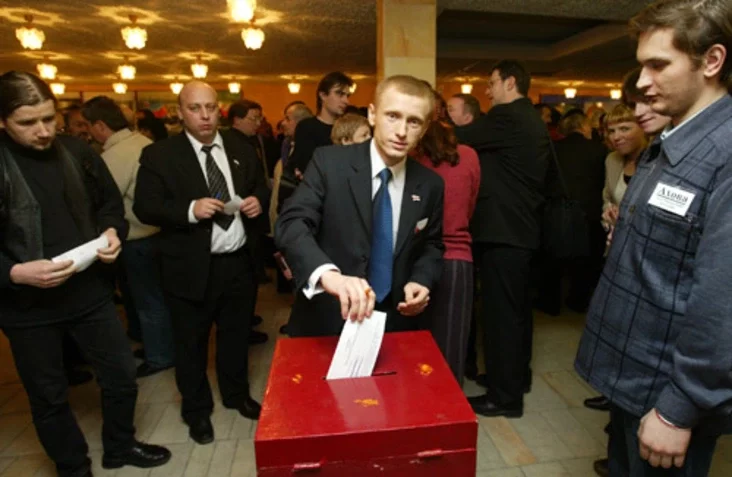 Meeting of Belarusan Popular Front. Photo by Julia Darashkevich
