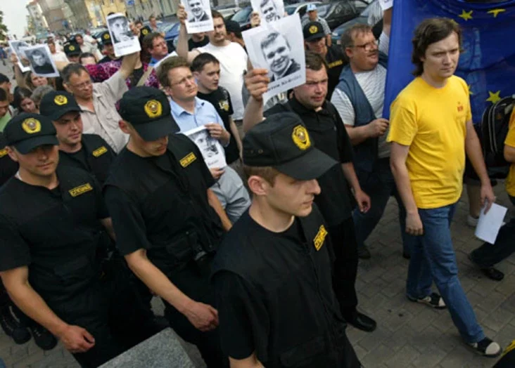 Photo by Julia Darashkevich