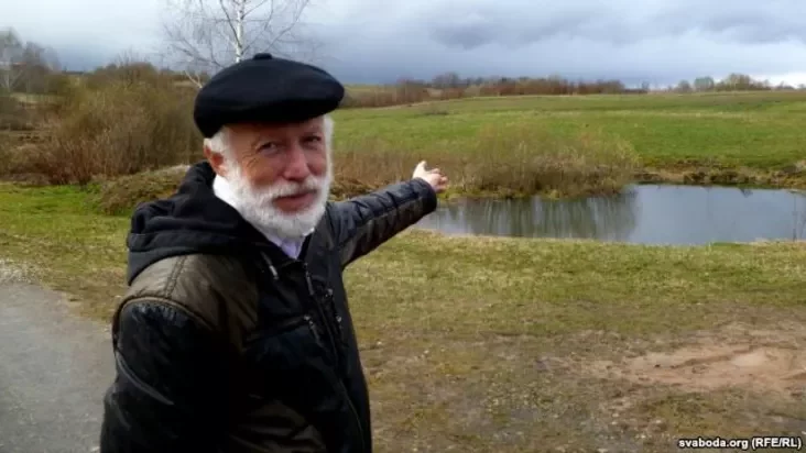 Барыс Хамайда: Беларускага клясыка — сюды, на ўскраіну запхнулі. Гэта зьдзек!