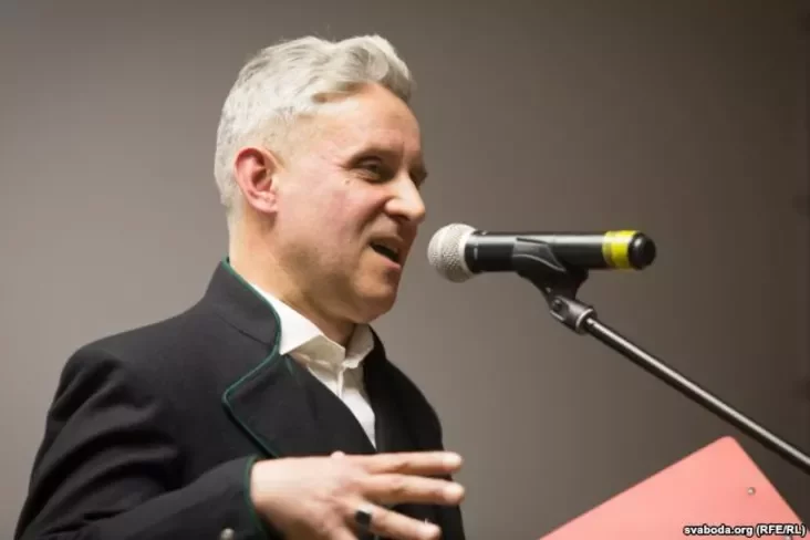 Славамір Адамовіч