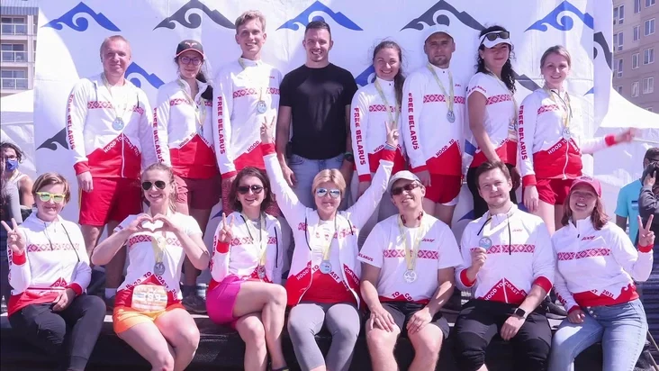 Каманда беларусаў у эстафеце Белорусская сборная в эстафете The Belarusian team in the relay