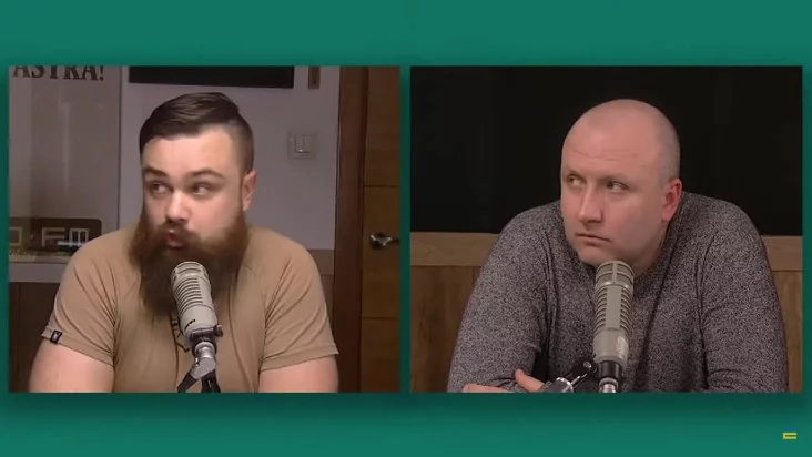 Blogger and former fighter of the Kalinovsky regiment Maksim Shabutsky and active fighter and blogger Alexander "Lakhvich" Naukovich Błohier i byvšij bojec Kalinovskoho połka Maksim Šabuckij i diejstvujuŝij bojec i błohier Aleksandr «Łachvič» Naukovič Błohier i były bajec pałka Kalinoŭskaha Maksim Šabucki i dziejsny bajec i błohier Alaksandr "Łachvič" Naŭkovič
