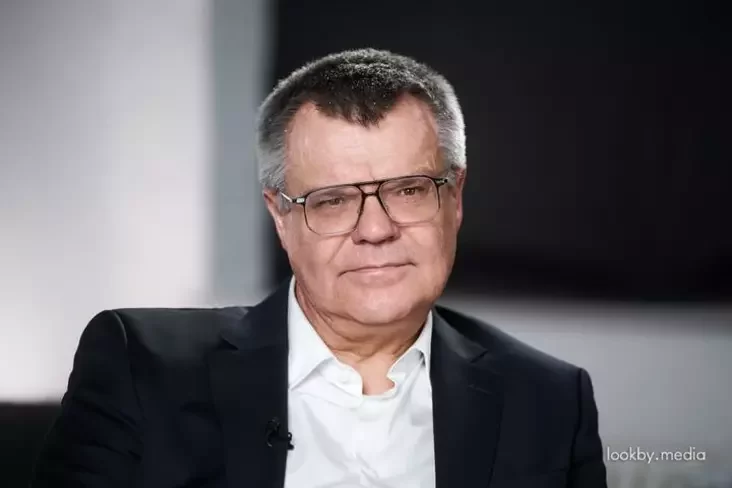 Viktor Babariko vo vriemia intierv́ju «Zierkału». Bierlin, Hiermanija, 17 fievrala 2026 hoda. Foto: lookby.media