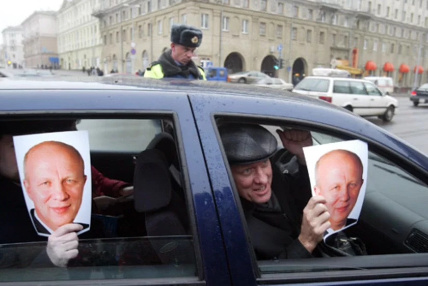 Belarusian vendors rally against a planned new regulation for small retail businesses. Photo by Julia Darashkevich