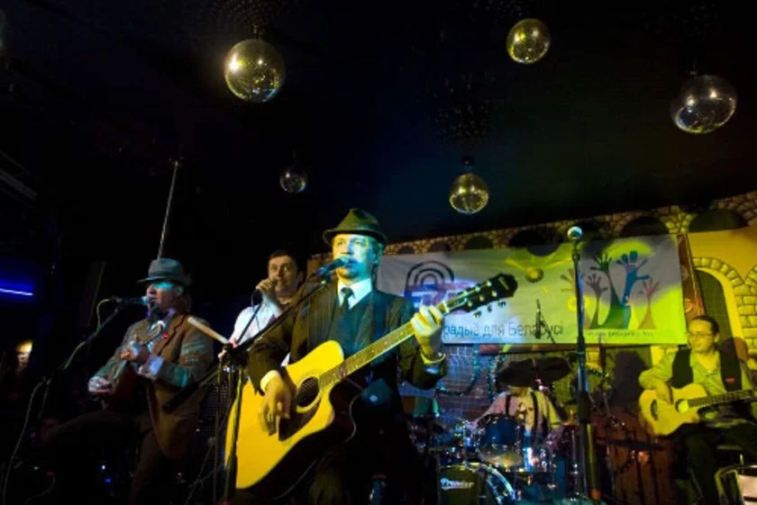 narodny071218_01 (90K)