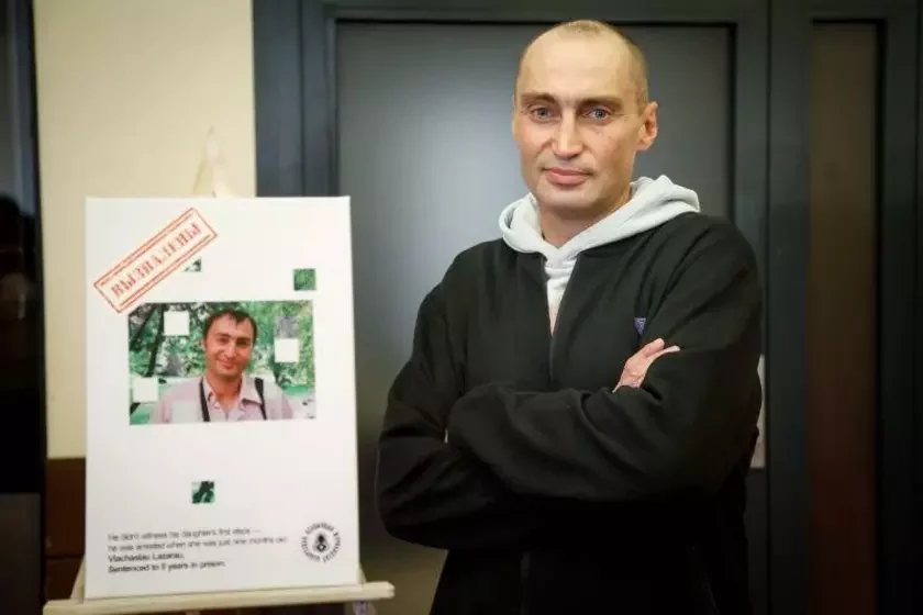 Былога палітзняволенага журналіста Вячаслава Лазарава выклікаюць у міліцыю